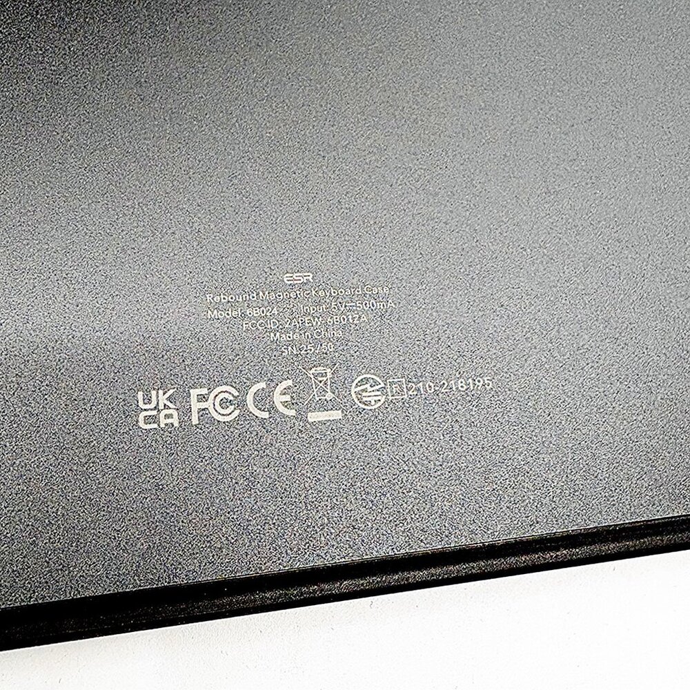 ESR iPad Air 13” Keyboard Case Trackpad Magnetic Rebound 360 Black - Picture 8 of 8